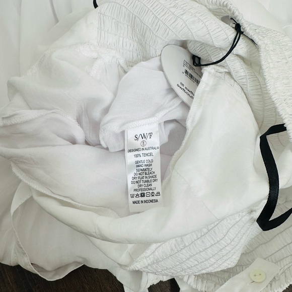 S/W/F Halter Dress - Picture 8 of 9